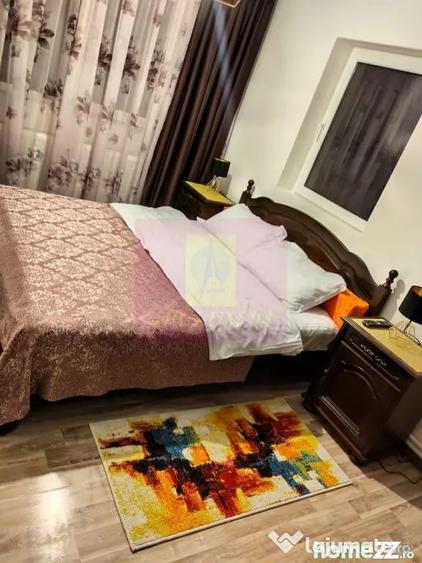 Apartament cu 3 camere semidecomandat în Central