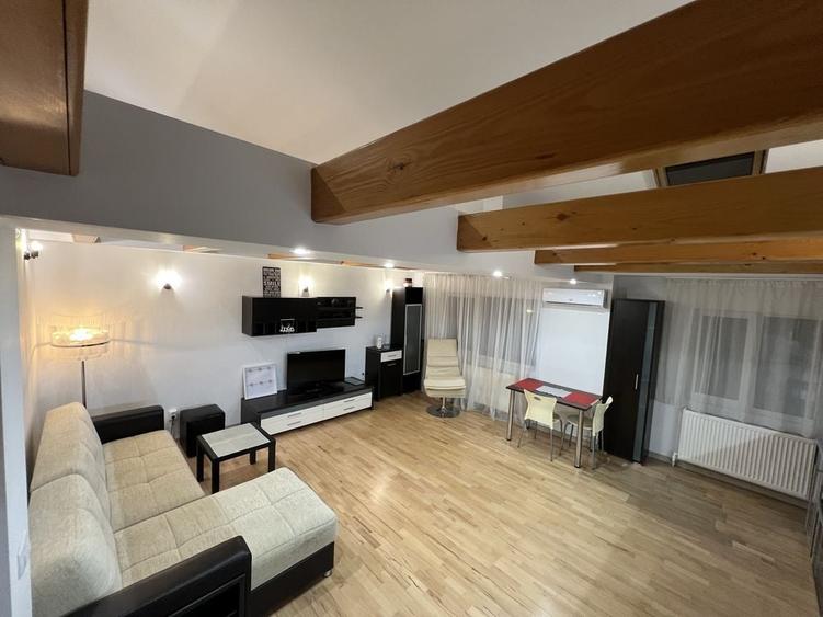 Apartament cu 2 camere decomandat în Faleză