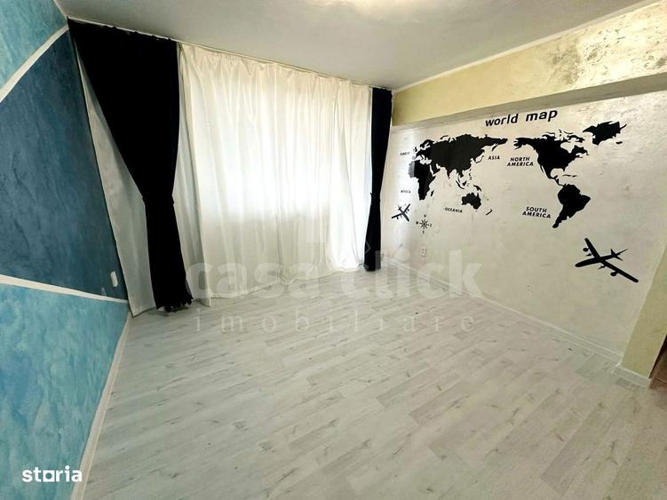 Apartament cu 3 camere decomandat în Micro 18