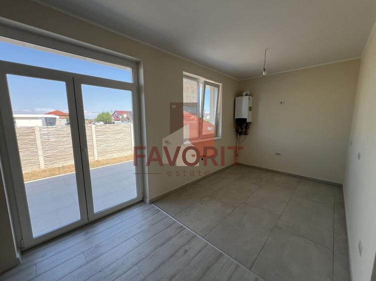 Duplex cu 3 camere cu Canalizare în Bucovăț (Remetea Mare)