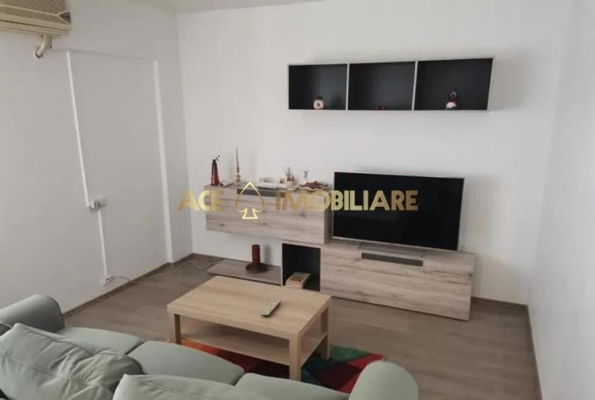 Apartament cu 3 camere decomandat, mobilat în Iancului