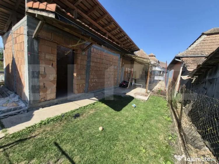 Casă cu 3 camere cu Teren 677 Mp în Central