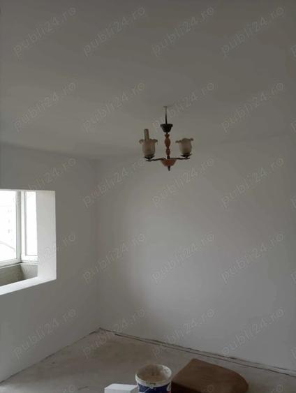 Apartament cu 2 camere decomandat în Micro 3