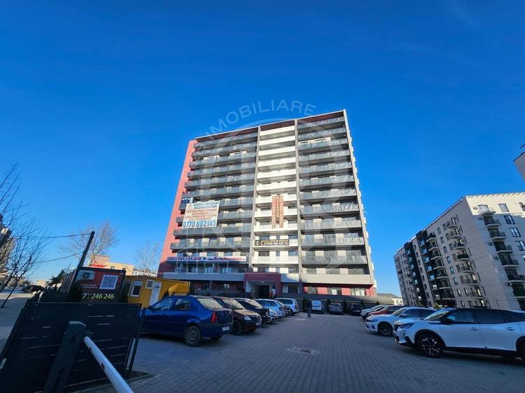 Apartament cu 4 camere decomandat în Titan