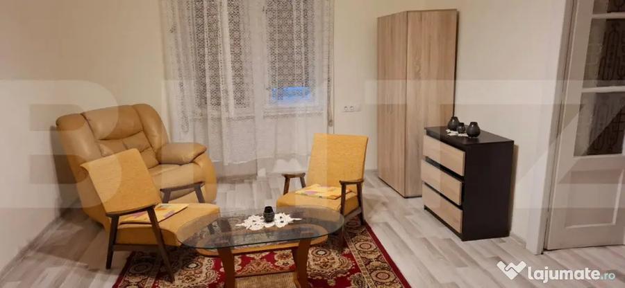 Casă cu 5 camere cu Teren 2900 Mp în Central