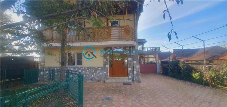 Casă cu 5 camere cu Teren 1800 Mp în Valea Călugărească