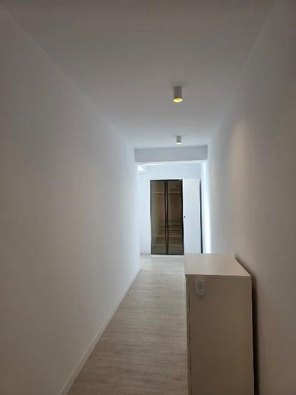 Apartament cu 2 camere semidecomandat, mobilat în Pipera