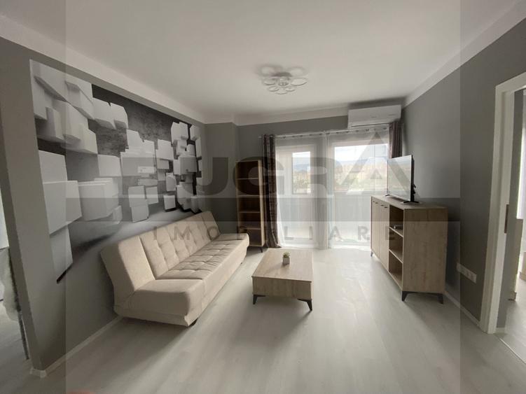 Apartament cu 3 camere semidecomandat în Mărăști