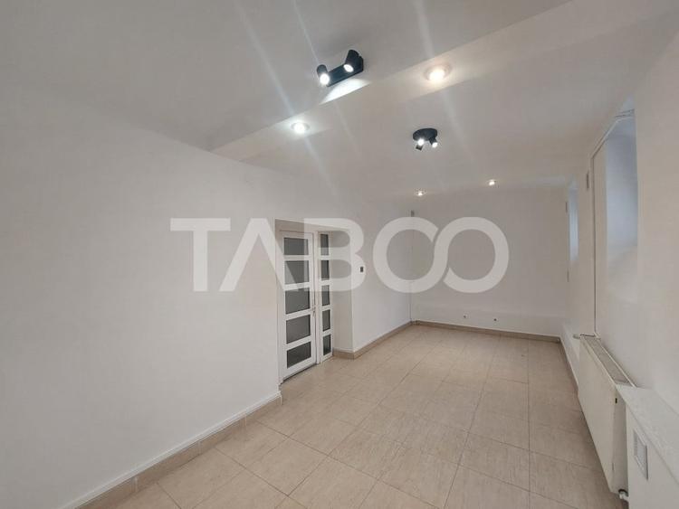 Spațiu comercial, de 94 mp, în Central