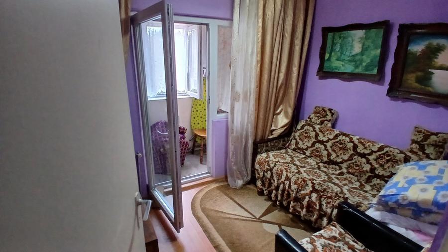 Apartament cu 4 camere decomandat, mobilat în Nord