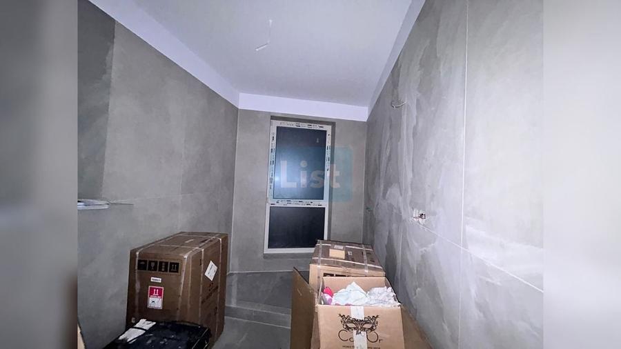 Apartament cu 2 camere semidecomandat în Aeroport