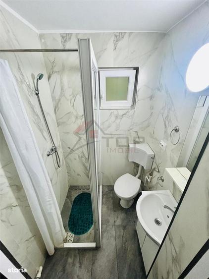 Apartament cu 2 camere decomandat în Podu Roș