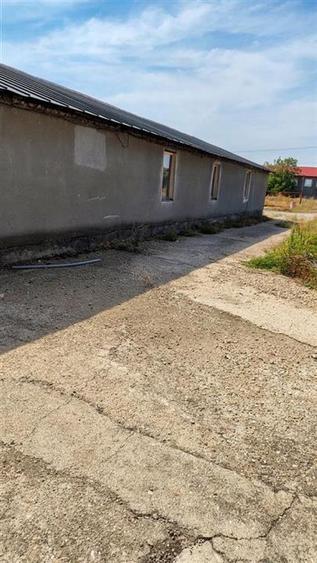 Spațiu industrial, de 450 mp, în Nojorid