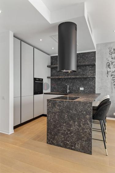 Apartament cu 3 camere semidecomandat, mobilat în Floreasca