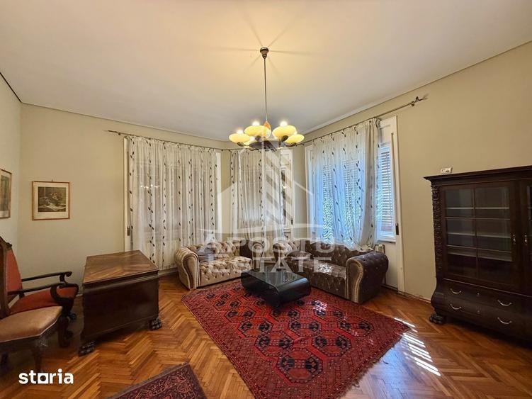 Apartament cu 4 camere în Iosefin