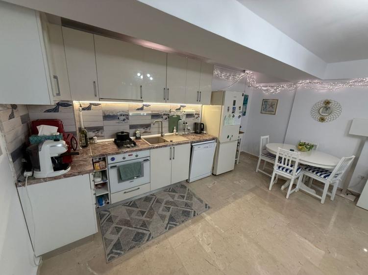 Apartament cu 3 camere decomandat, mobilat în Nord