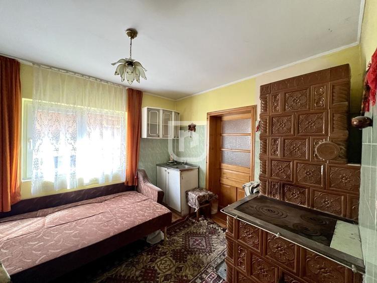Casă individuală cu 3 camere cu Teren 396 Mp în Periferie