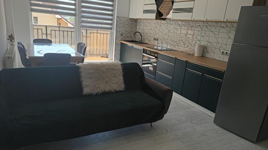Apartament cu 3 camere decomandat în Unirea