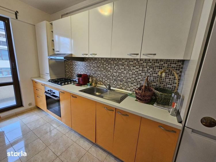 Apartament cu 2 camere, mobilat în Central