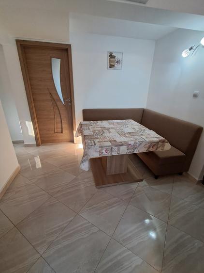 Apartament vanzare cu 3 camere decomandat de vanzare mobilat si utilat - 10