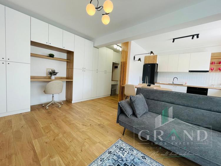 Apartament cu 2 camere semidecomandat, mobilat în Florești