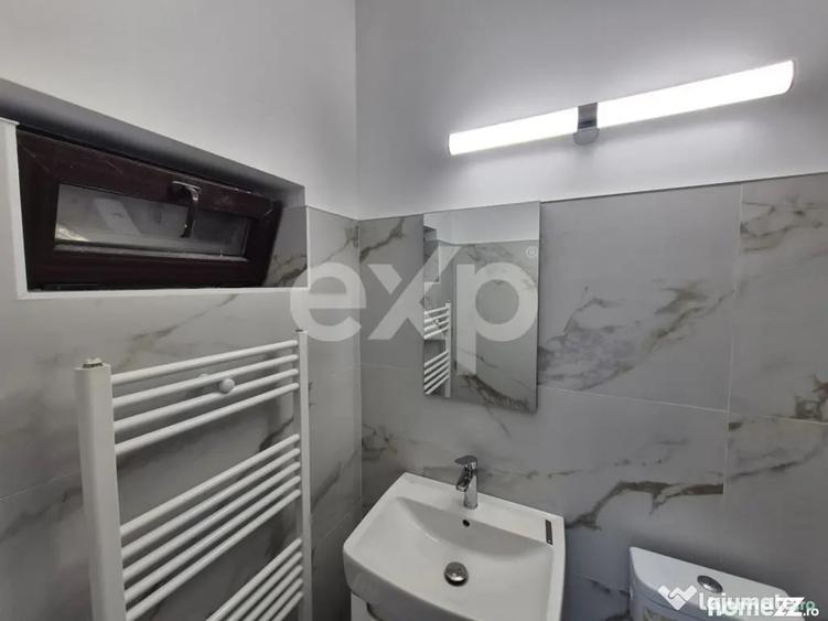 Apartament cu 3 camere semidecomandat în Lacul Tei