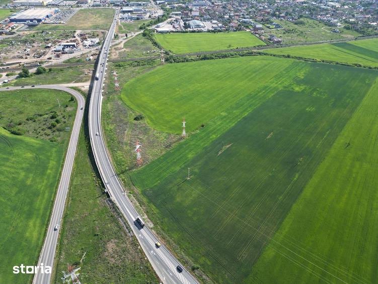 Teren de 28089 mp, în Micălaca