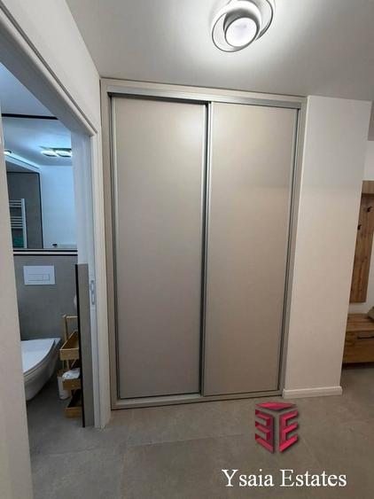 Apartament cu 3 camere decomandat în Faleza Nord