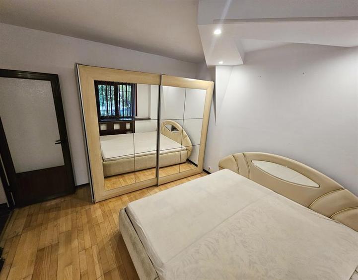 Apartament cu 2 camere semidecomandat, mobilat în Oancea
