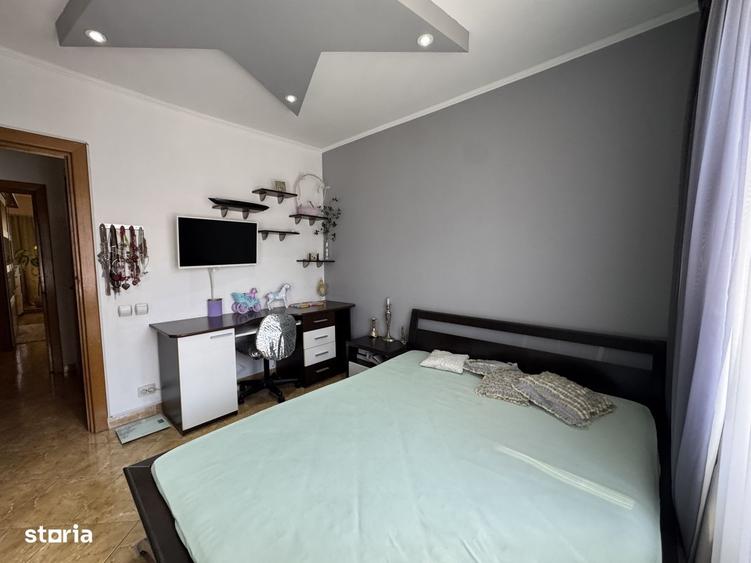 Apartament cu 3 camere în Dristor