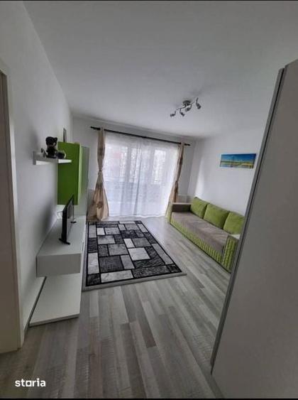 Garsonieră decomandată în Avantgarden