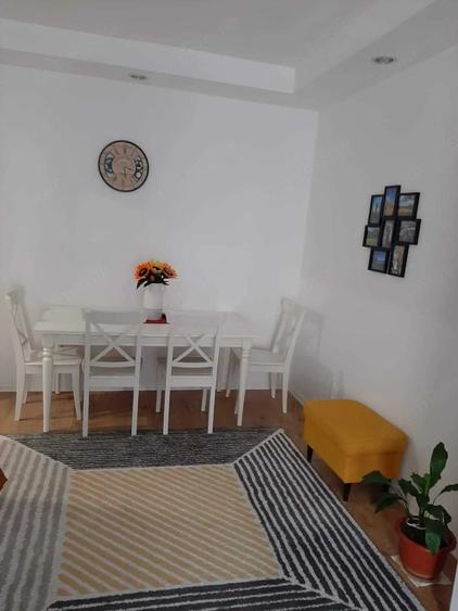 Apartament cu 2 camere decomandat în Ștefăneștii de Jos