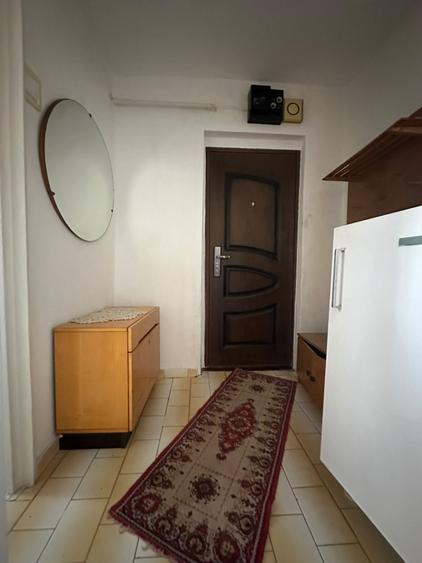 Apartament cu 2 camere semidecomandat, mobilat în Obor