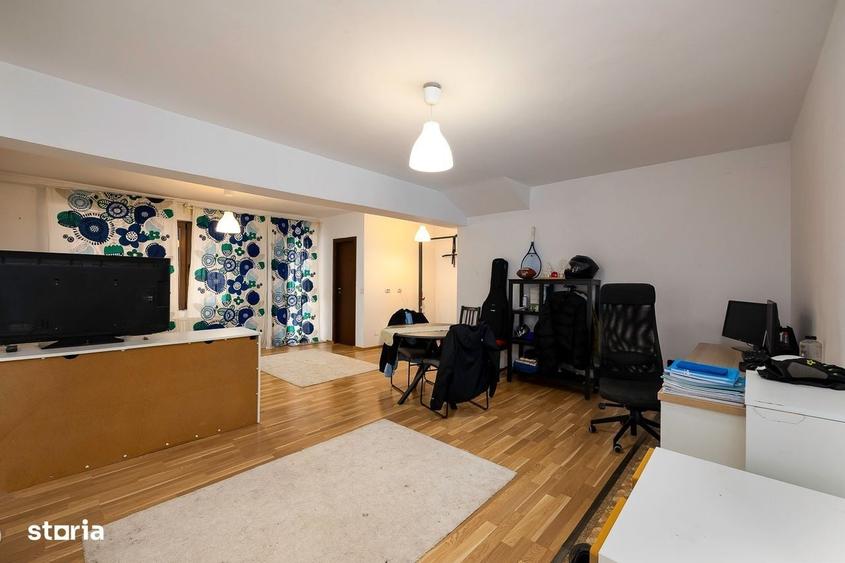Casă cu 4 camere cu Teren 300 Mp în Tineretului