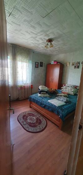 Apartament cu 3 camere decomandat în Traian