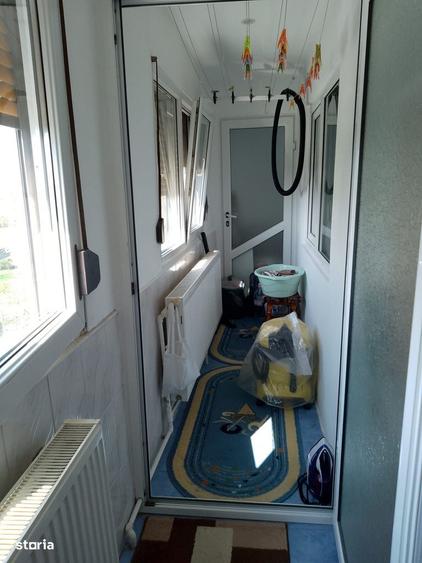 Apartament cu 3 camere decomandat în Călărași