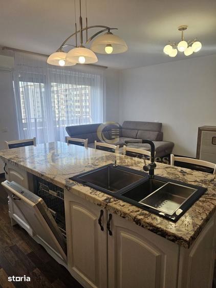 Apartament cu 3 camere în Tractorul