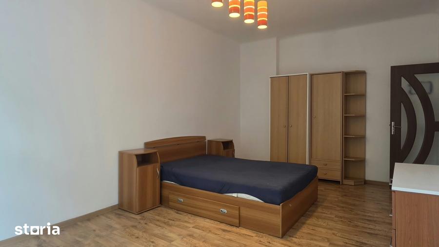 Garsonieră decomandată în Astra