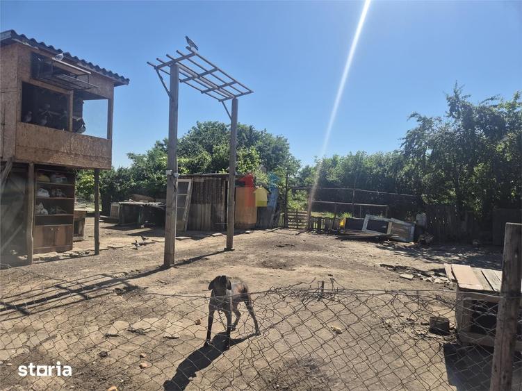 Casă cu 3 camere cu Teren 1150 Mp în Obor