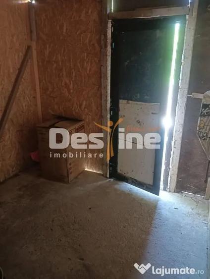 Casă cu 2 camere cu Teren 400 Mp în Pietrăria