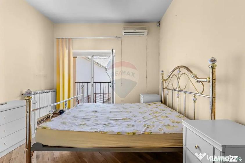 Casă cu 3 camere cu Teren 320 Mp în Intim