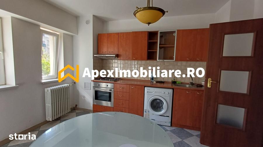 Apartament 4 camere de vanzare Unirii Parcare Privata / Garaj - 3