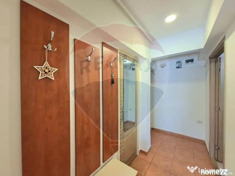 Apartament cu 2 camere decomandat în Podgoria