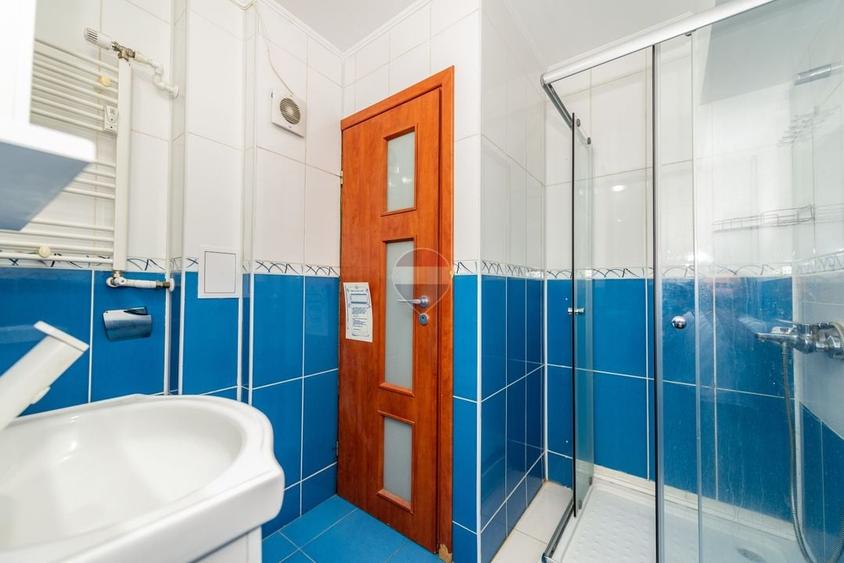 Apartament cu 3 camere semidecomandat, mobilat în Militari