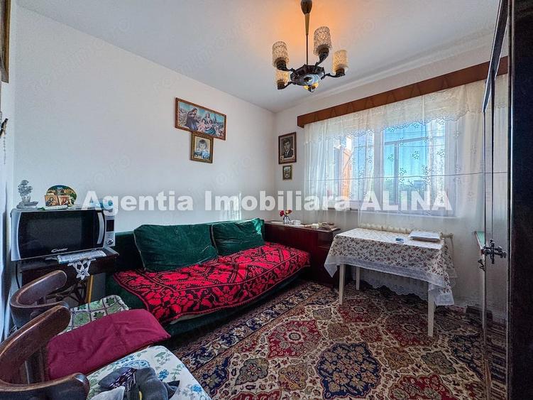 Apartament cu 2 camere decomandat în Minerul