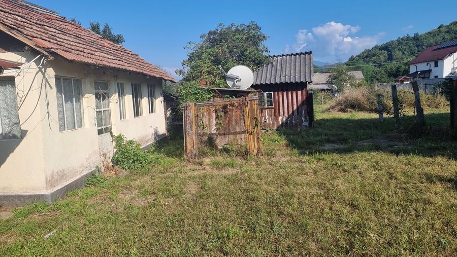 Casă individuală cu 3 camere cu Canalizare în Bunești