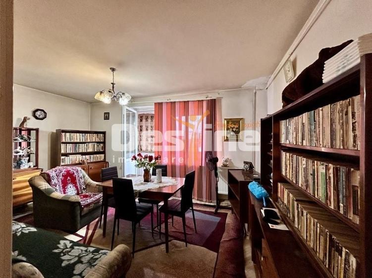 Apartament cu 2 camere decomandat, mobilat în Central