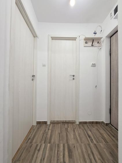 Apartament cu 2 camere decomandat în Drumul Taberei