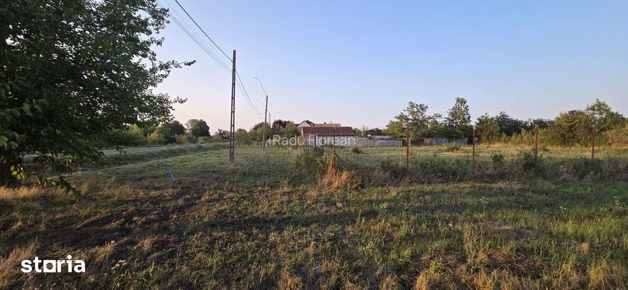 Teren intravilan in localitatea Berini