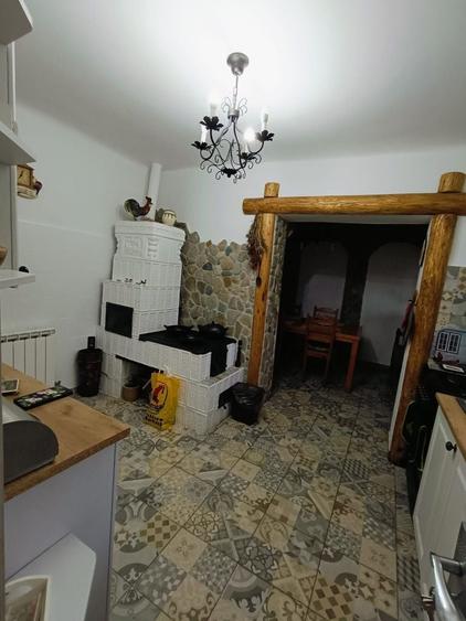 Casă cu 4 camere în Corbșori
